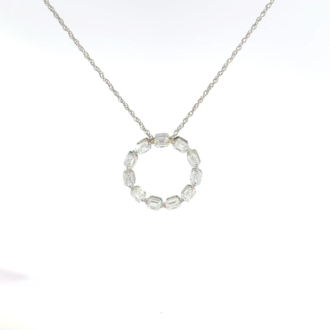 0.84 CTW Lab-Grown Diamond Emerald Circle Necklace