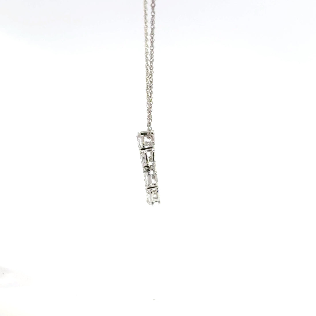 0.84 CTW Lab-Grown Diamond Emerald Circle Necklace