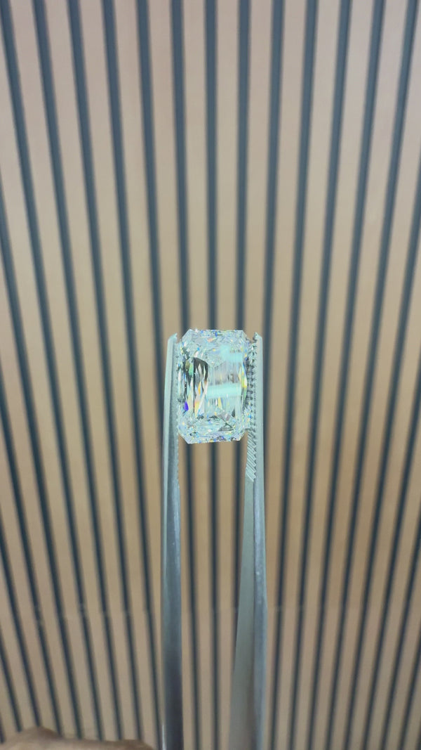 3.81 CT Crisscut Radiant Lab-Grown Diamond — D/VVS2 (IGI)